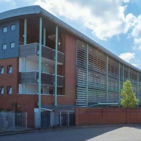 4B Loft Penthouse Industrial Decor With Canal & City Views Coventry Bagian luar foto